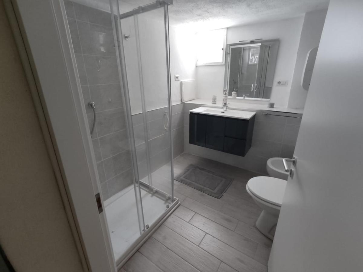 Lorna House Appartement Tortolì Buitenkant foto