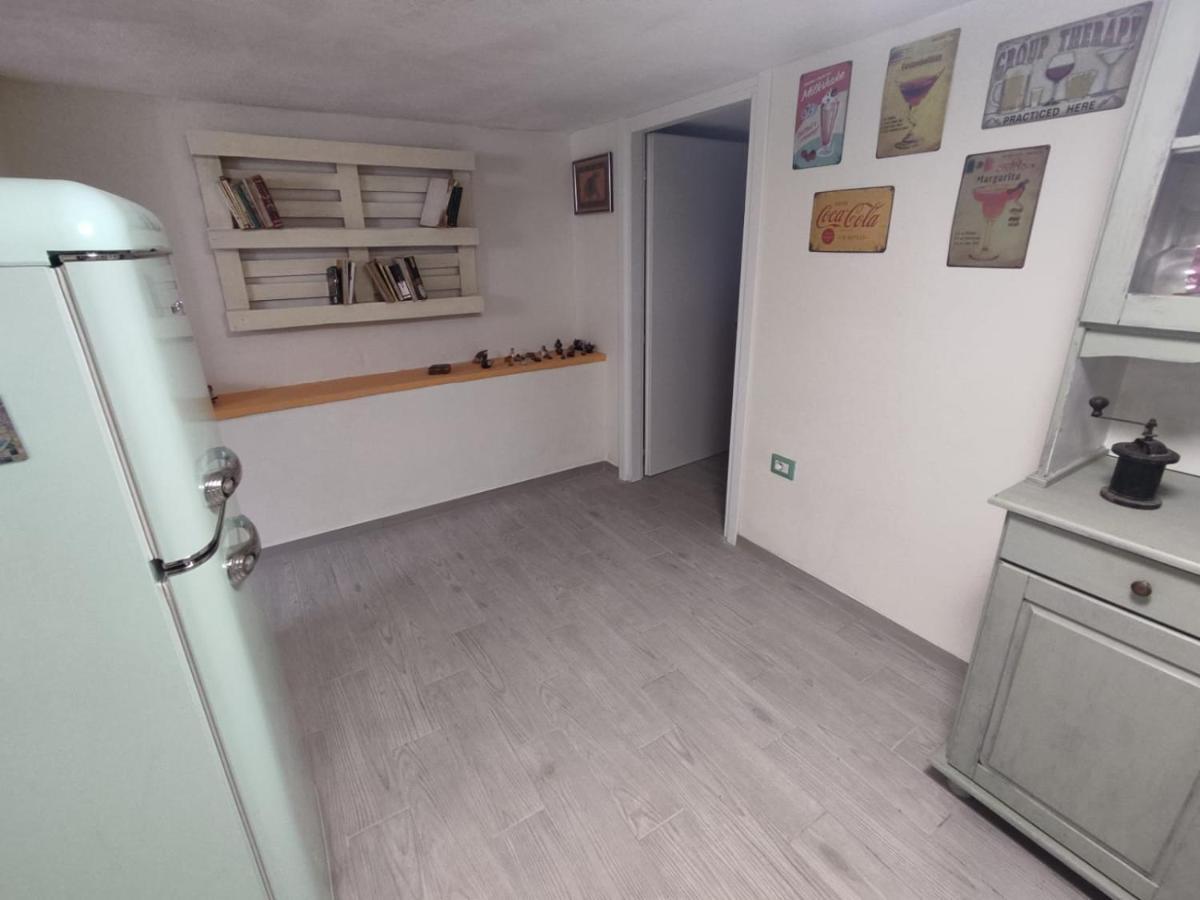 Lorna House Appartement Tortolì Buitenkant foto